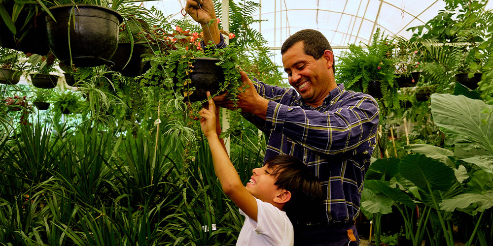 Plant Perfect Garden Center-Bismarck-3 Indoor Gardening Activities For Kids-children buying houseplant