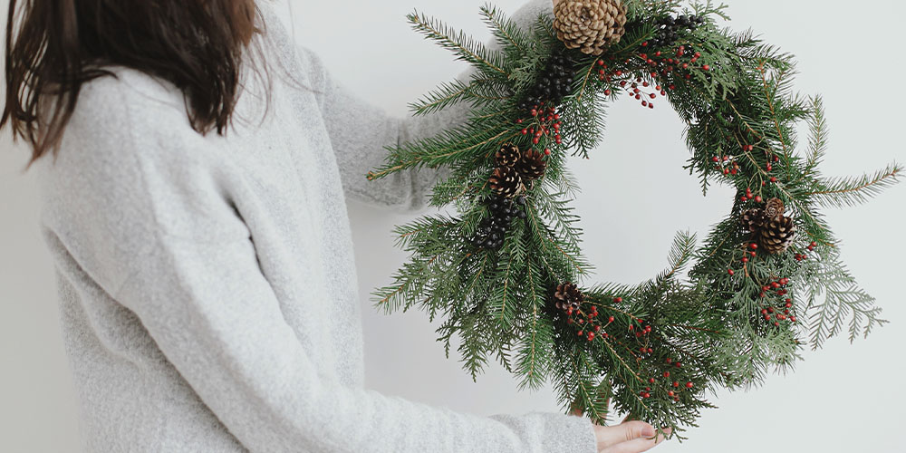 Plant Perfect Garden Center-Bismarck-How to Design a Wreath-evergreen wreath with berries