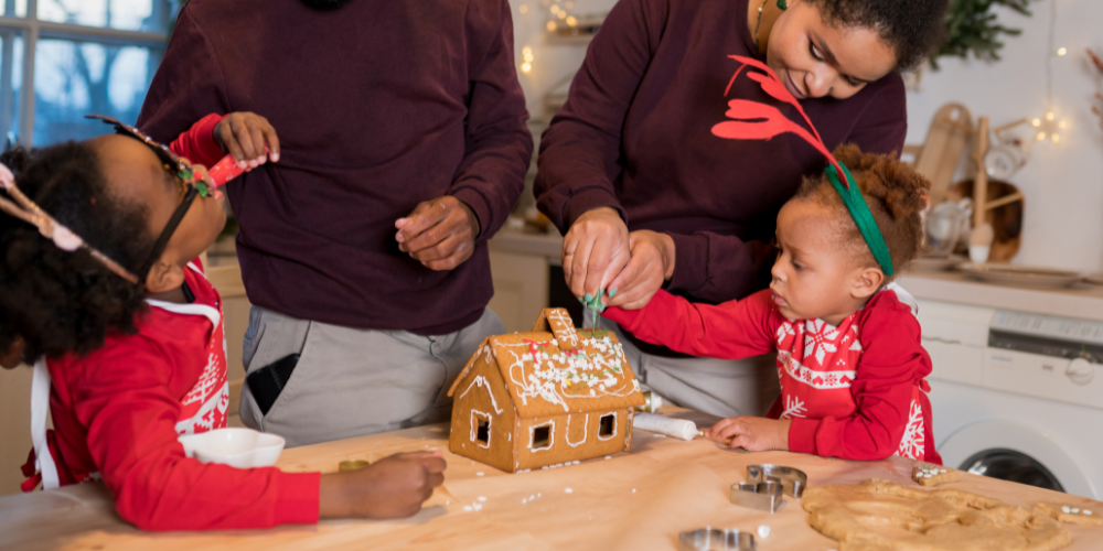 Plant Perfect-Bismarck-North Dakota-Kid-friendly Holiday Crafts-gingerbread houses